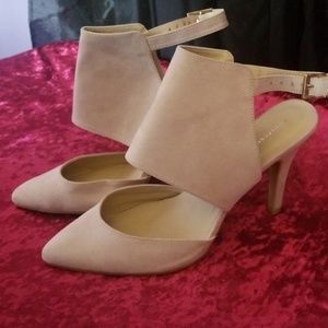 Nude Kitten Heels Size 12